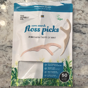 Plastic free dental flossers picks are a great alternative to traditional plastic floss packaging.